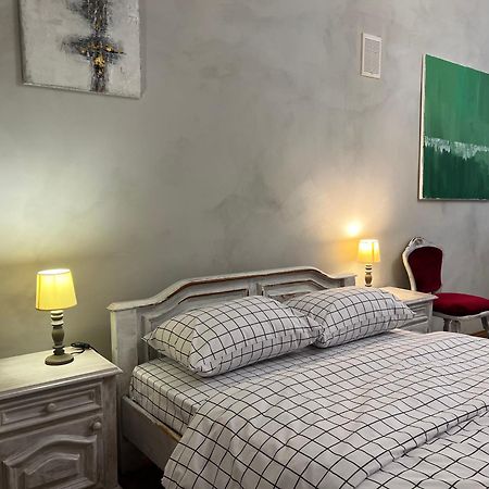 Loft-Style Apt On Virmenska Str Lvov Exteriér fotografie